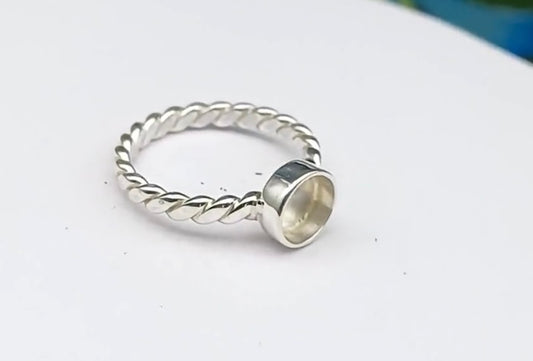 Silver Twist Oval Ring