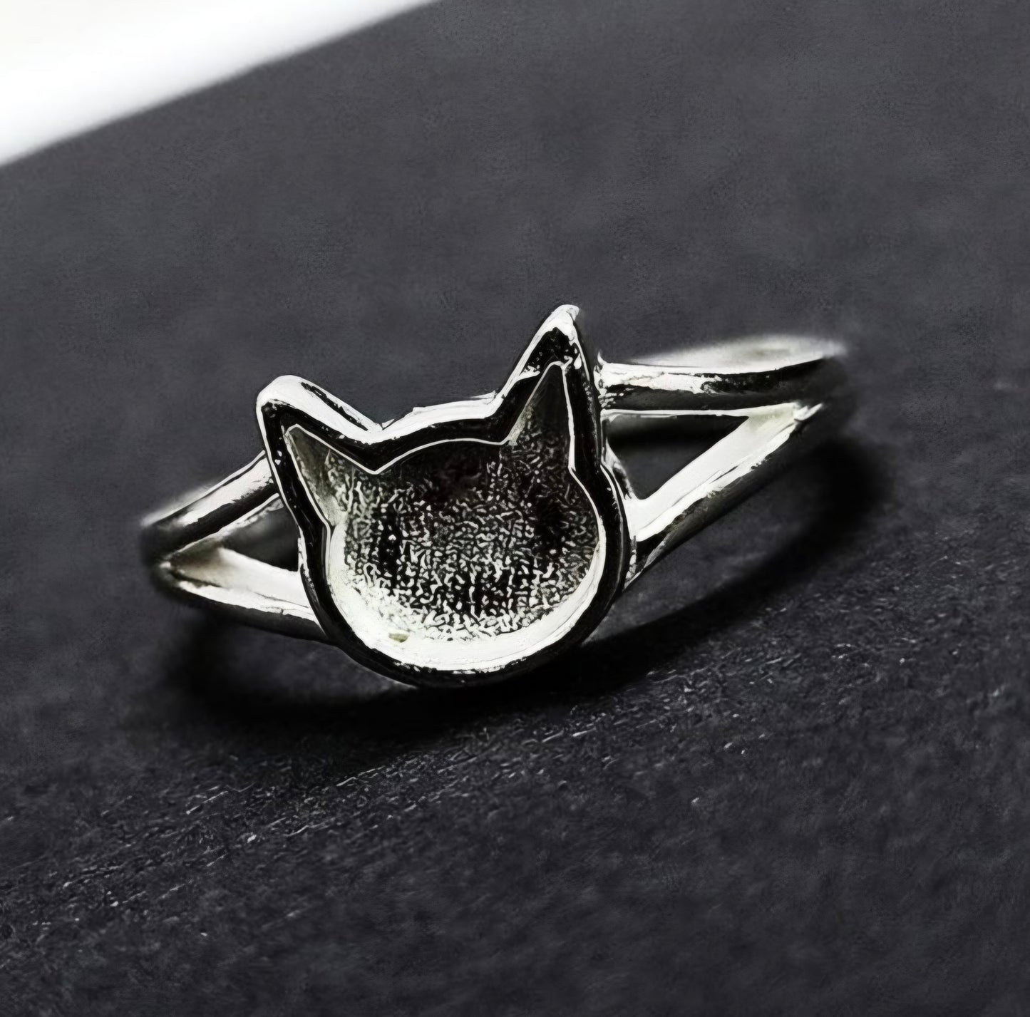 Silver Cat Ring