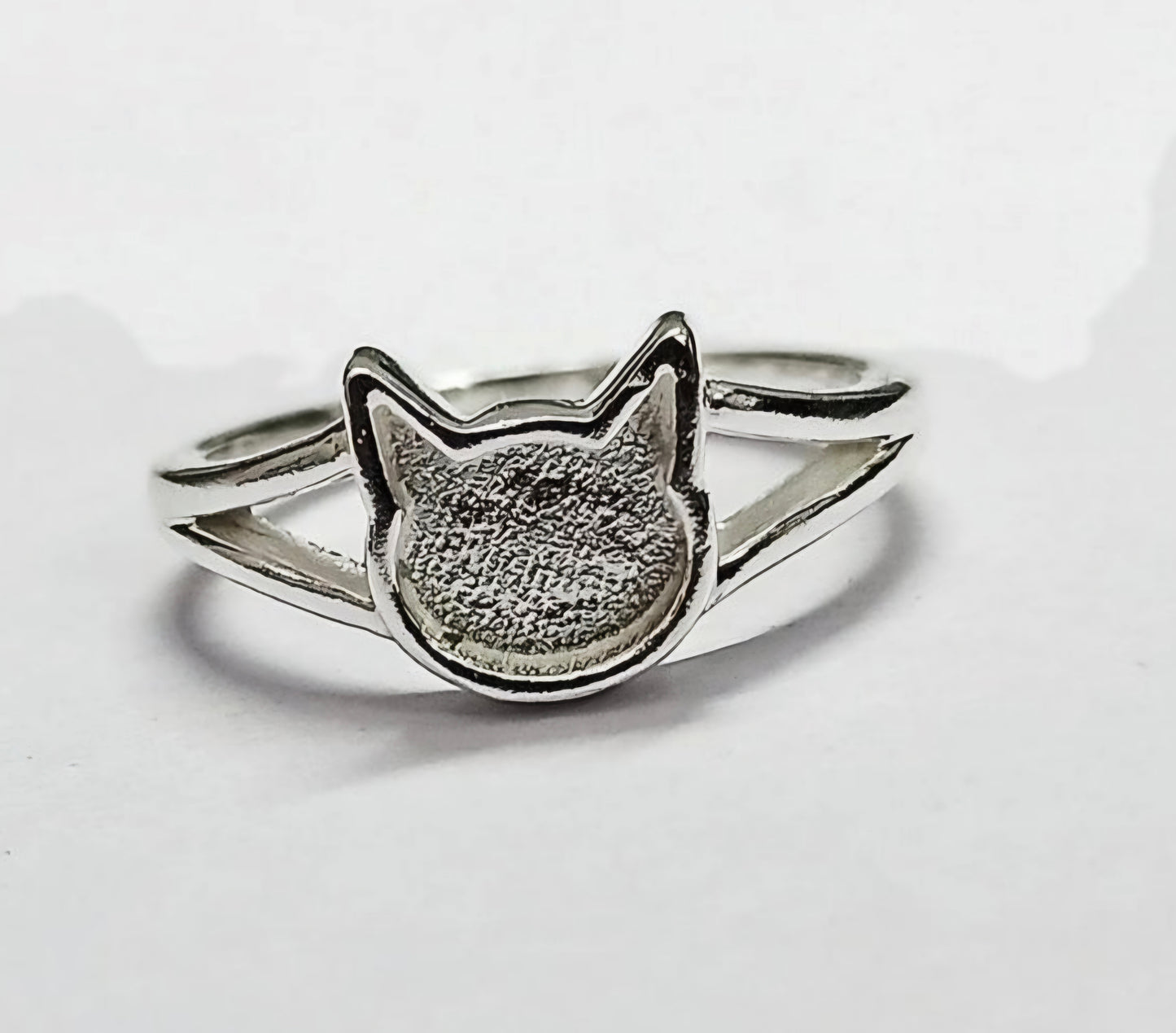 Silver Cat Ring