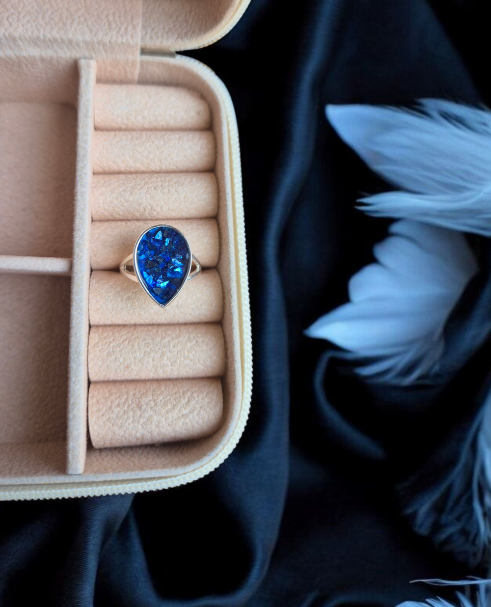 Ashes ring
